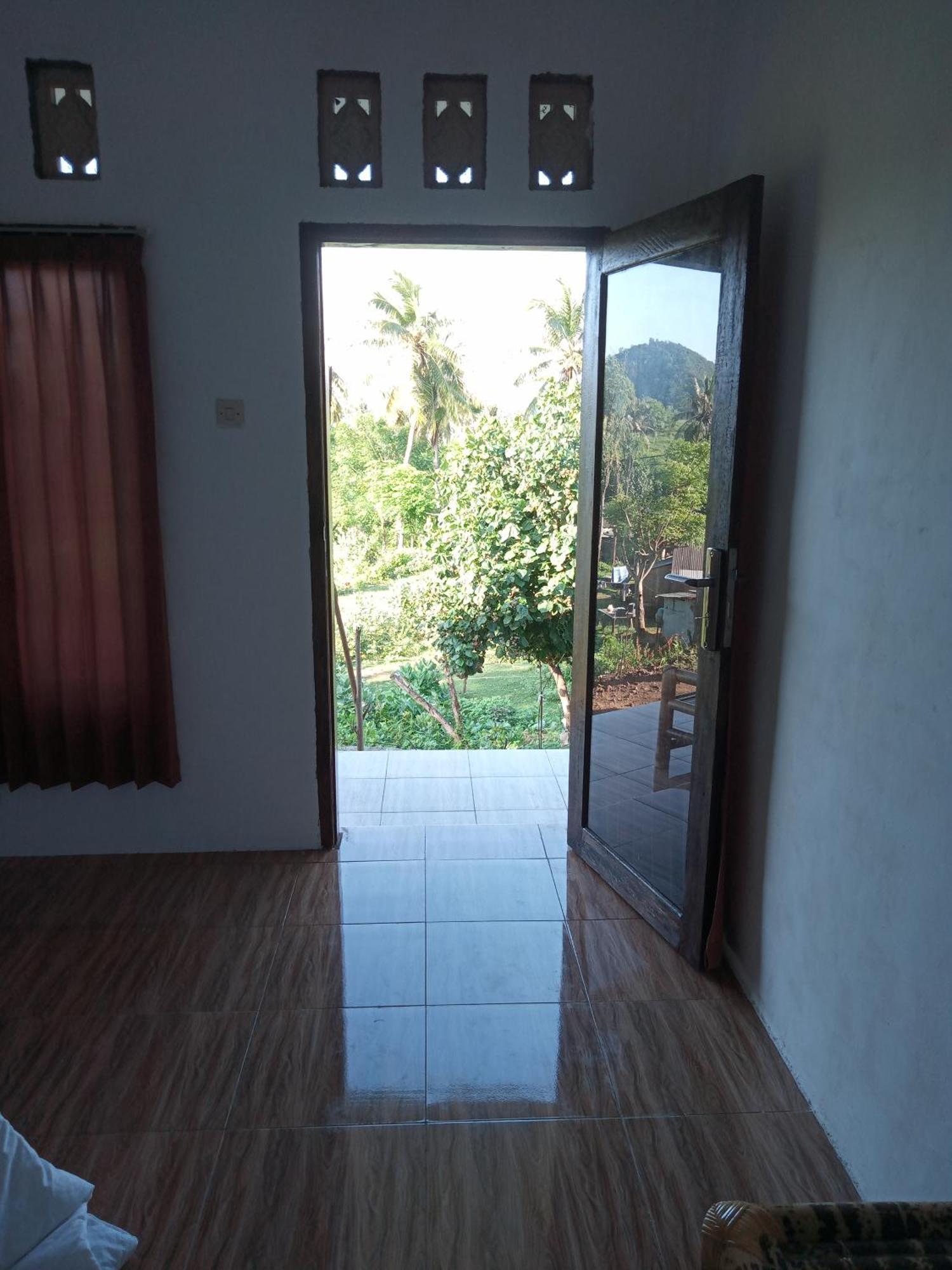 Ramdan Homestay Kuta  Экстерьер фото