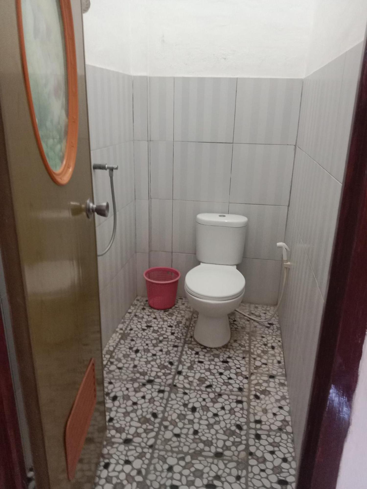 Ramdan Homestay Kuta  Экстерьер фото